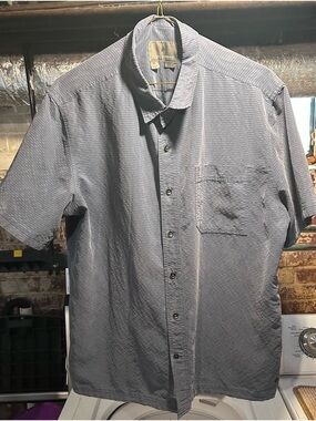 Royal Robbins Men's seersucker Short-Sleeve Button-Down in Blue